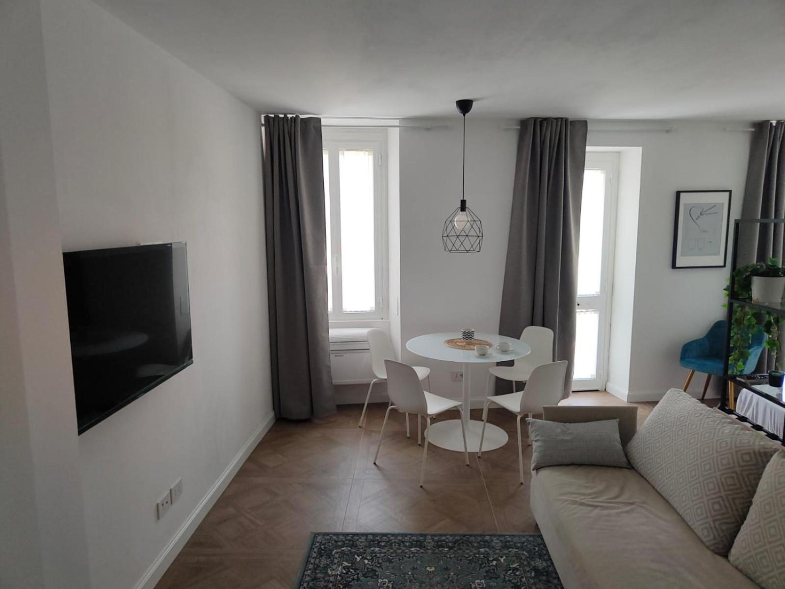 Tiffany Apartment